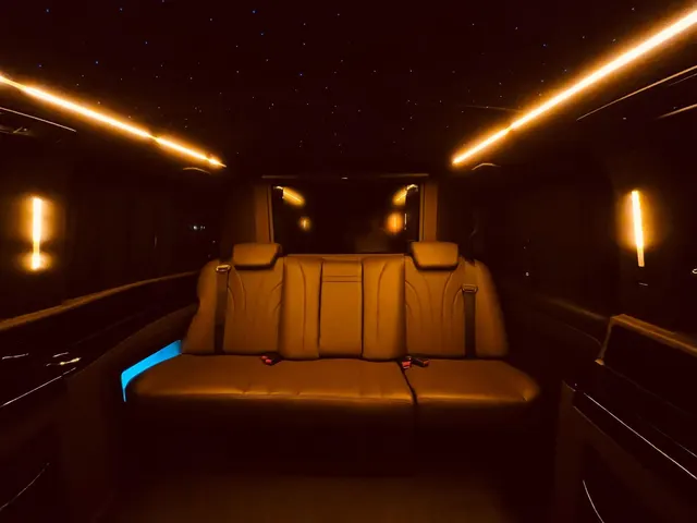 Vito VIP kabin: ambiyans aydınlatma ve yıldızlı tavan